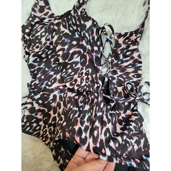 Sanctuary Swim Sz XL Square Neckline High Leg Leopard One Piece Swimsuit New - Picture 7 of 9